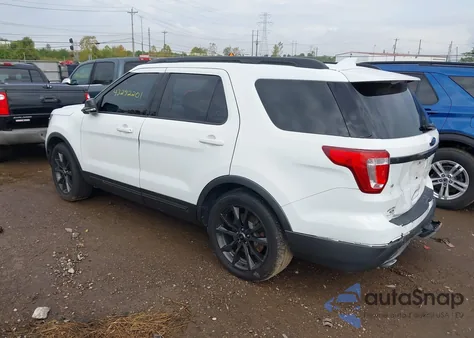 2017 Ford Explorer Xlt z USA, uszkodzony, nr VIN 1FM5K7D83HGD84010